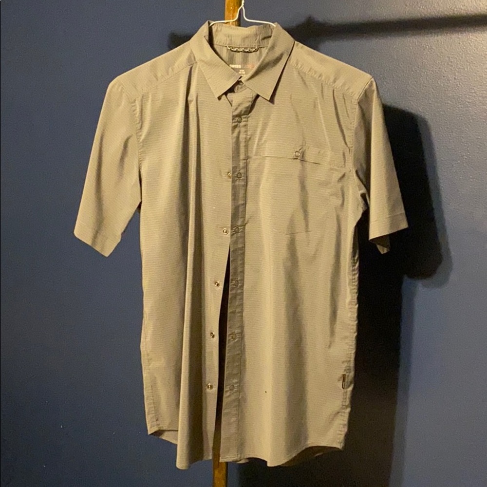 Swiss tech polo